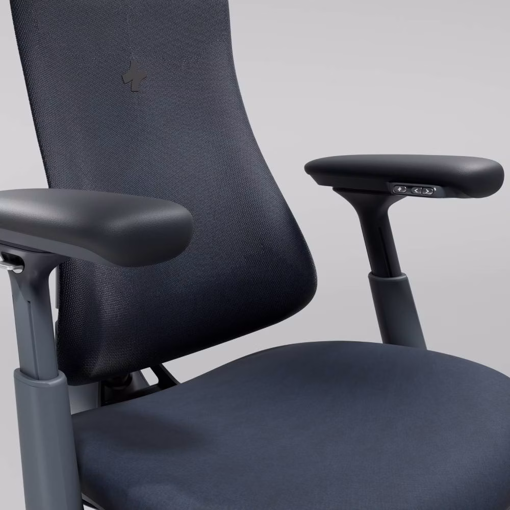 Кресло LiberNovo Omni Dynamic Midnight Black, 48 см