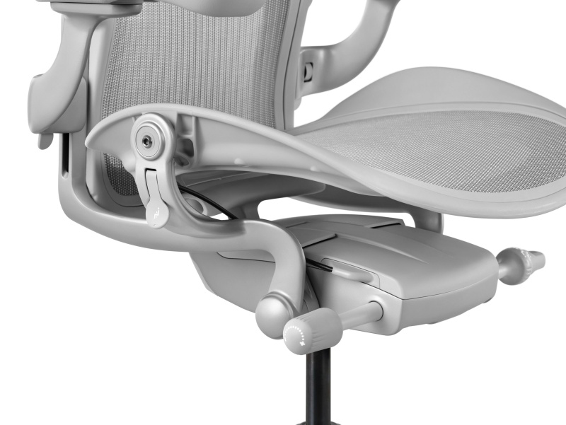 Кресло Herman Miller Aeron Mineral, размер B