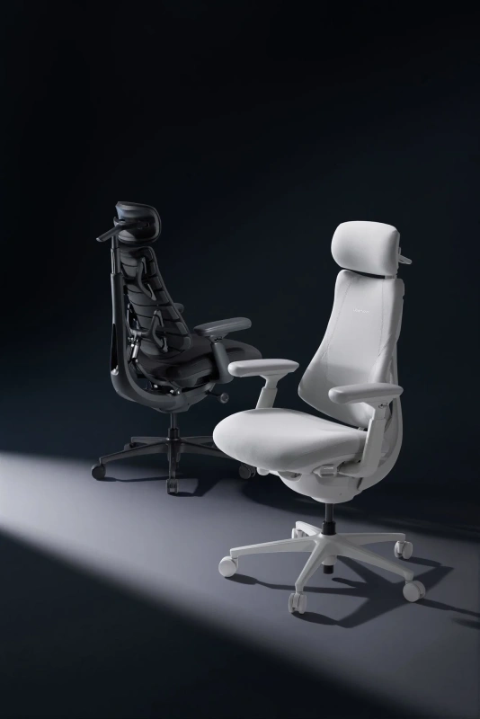 Кресло LiberNovo OC1 PRO Glacier White, 48 см, глобальная версия, с подставкой под ноги