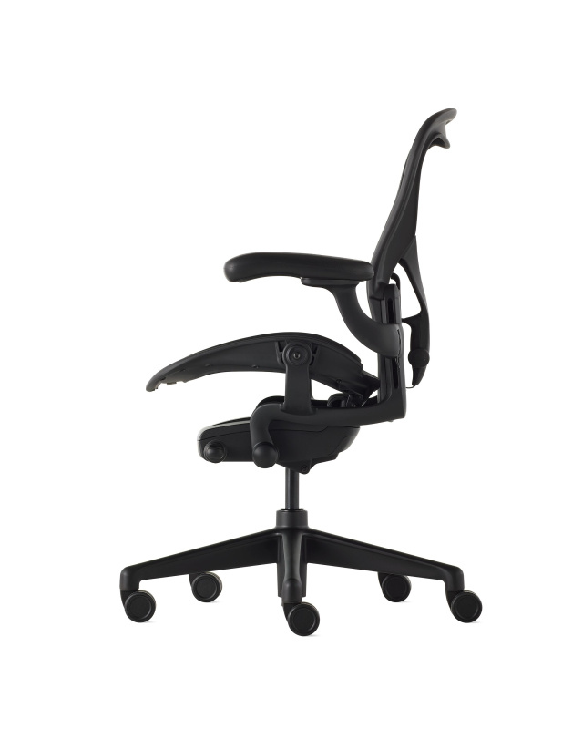 Кресло Herman Miller Aeron Black Onyx (Gaming), размер C