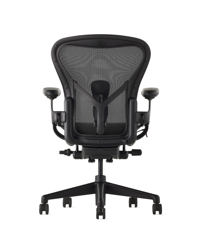 Кресло Herman Miller Aeron Black Onyx (Gaming), размер C